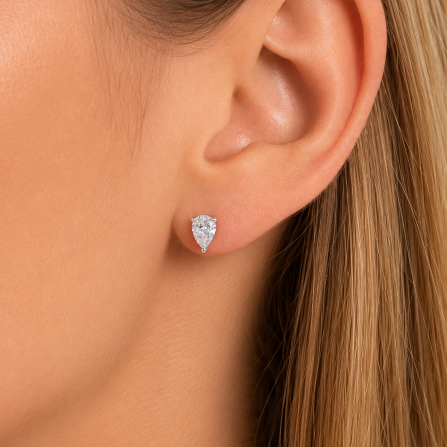 Kolczyki Crystal Tears z Moissanitem 1 karat S925 Białe Złoto Damskie