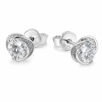 Kolczyki Round Heart z Moissanitem 1 karat S925 Białe Złoto Damskie