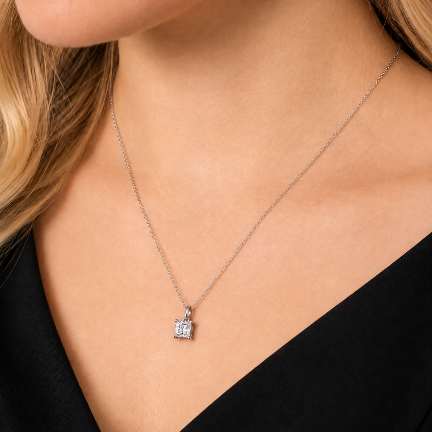 Naszyjnik Crystal Square z Moissanitem 1 karat S925 Białe Złoto Damski